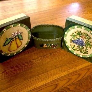 Decorative Hand painted Fruit Display Boxes and Basket